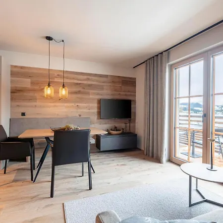 Luxury Apartment, Alpenrosenbahn Within Walking Distance