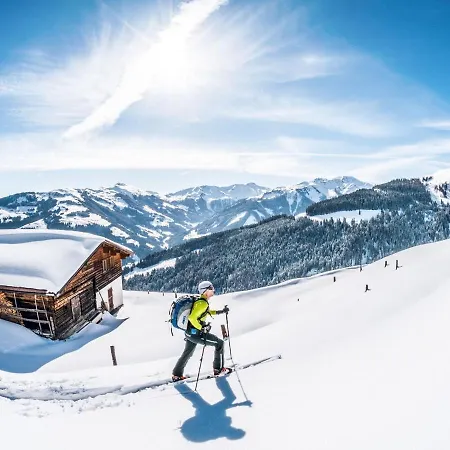 Luxury Apartment, Alpenrosenbahn Within Walking Distance
